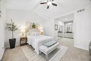 11711 Memorial Dr, Houston, TX 77024 - Photo 7