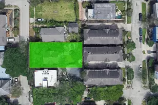 2009 Taft St, Houston, TX 77006 - Photo 1
