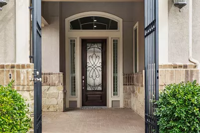 2102 Old Town Drive, Missouri City, TX 77459 - Photo 5