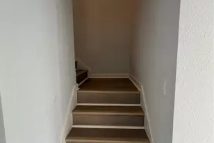 1913 Bittercreek Dr, Houston, TX 77042 - Photo 9