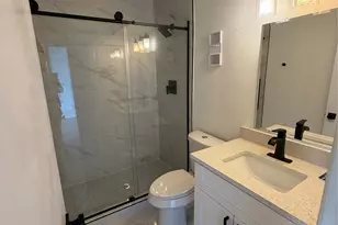 1913 Bittercreek Dr, Houston, TX 77042 - Photo 11