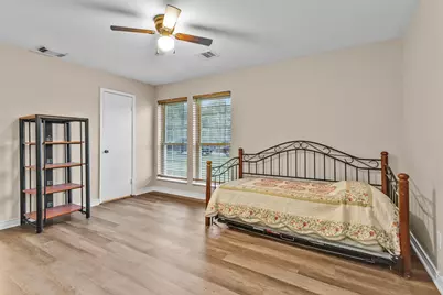 13677 Hillcrest Manor Drive, Willis, TX 77318 - Photo 13