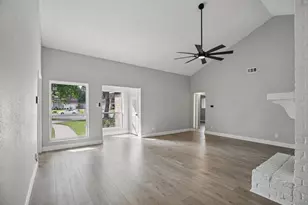 16411 Porpoise Ct, Crosby, TX 77532 - Photo 5