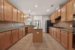 405 Wickford Ct, League City, TX 77573 - Photo 15