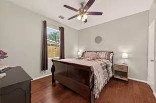 405 Wickford Ct, League City, TX 77573 - Photo 31