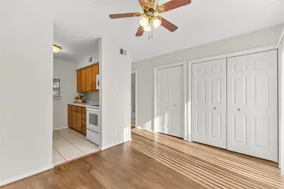 1902 Dartmouth Street #L4, College Station, TX 77840 - Photo 9