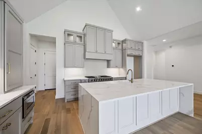 422 Venado View Court, Conroe, TX 77304 - Photo 9