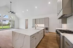 422 Venado View Court, Conroe, TX 77304 - Photo 15