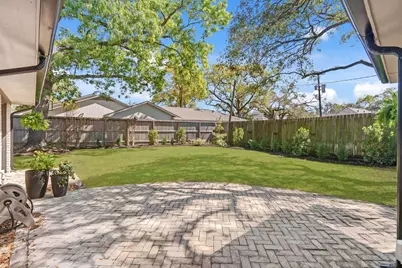 7525 Middlewood Street, Houston, TX 77063 - Photo 35
