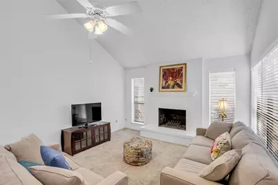 13740 Hollowgreen Drive #605, Houston, TX 77082 - Photo 3