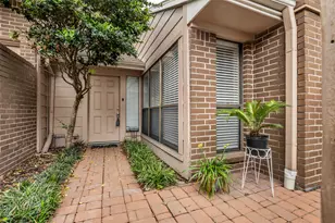 13740 Hollowgreen Dr, Houston, TX 77082 - Photo 35