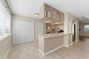 10556 Hammerly Blvd, Houston, TX 77043 - Photo 7