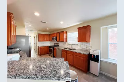 9106 S Ferndale Place Drive, Houston, TX 77064 - Photo 9