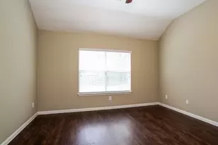 13433 Raintree Dr, Montgomery, TX 77356 - Photo 9