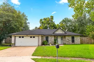 2204 Gontier Dr, Bay City, TX 77414 - Photo 1