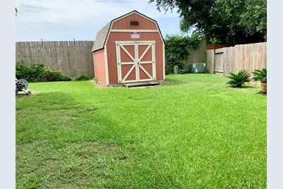 13606 Cotton Court, Mont Belvieu, TX 77523 - Photo 15