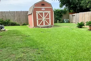 13606 Cotton Ct, Mont Belvieu, TX 77523 - Photo 15