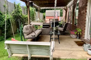 13606 Cotton Ct, Mont Belvieu, TX 77523 - Photo 11