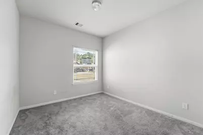 1204 Parkhurst Avenue, Cleveland, TX 77327 - Photo 9