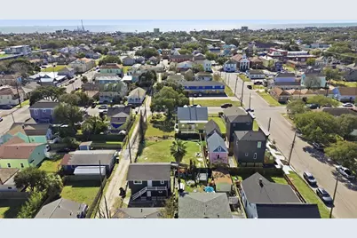 1118 30th St, Galveston, TX 77550 - Photo 3