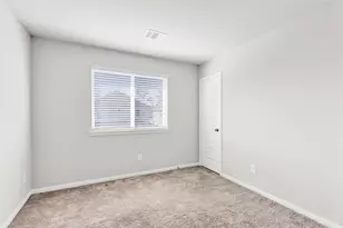 2394 Tavo Trail Dr, Conroe, TX 77301 - Photo 17