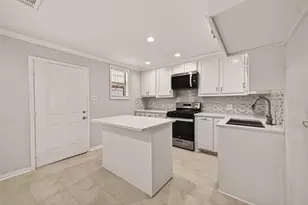 7502 Pouter Dr, Houston, TX 77083 - Photo 15