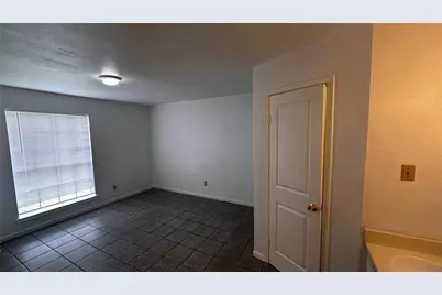 9090 S Braeswood Boulevard #89, Houston, TX 77074 - Photo 9