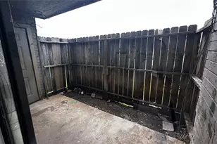 9090 S Braeswood Blvd, Houston, TX 77074 - Photo 21