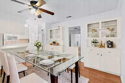 105 Alice Street, Anahuac, TX 77514 - Photo 5