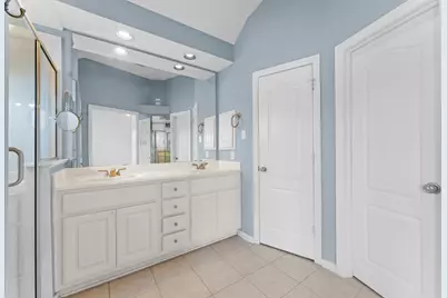 2411 Clippers Square, Houston, TX 77058 - Photo 21