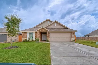 39 Greenbriar Loop, Angleton, TX 77515 - Photo 1