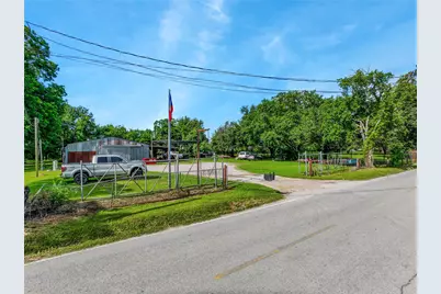 132 Hambrick Road, Houston, TX 77060 - Photo 5