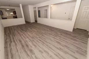 5731 Post Oak Manor Dr, Houston, TX 77085 - Photo 5