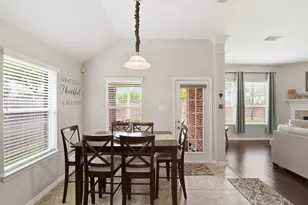 2821 Chinaberry Park Ln, League City, TX 77573 - Photo 21