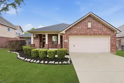 2821 Chinaberry Park Lane, League City, TX 77573 - Photo 1
