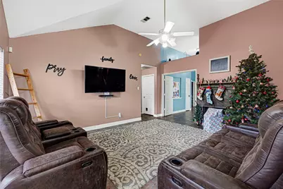 10602 Eagle Court, Baytown, TX 77523 - Photo 9