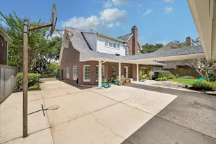 30 St Simons Ct, Sugar Land, TX 77479 - Photo 25