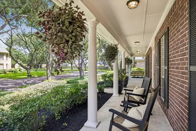 30 Saint Simons Court, Sugar Land, TX 77479 - Photo 3