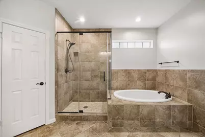 30 Saint Simons Court, Sugar Land, TX 77479 - Photo 17