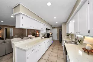 613 Luella Ave, Deer Park, TX 77536 - Photo 13