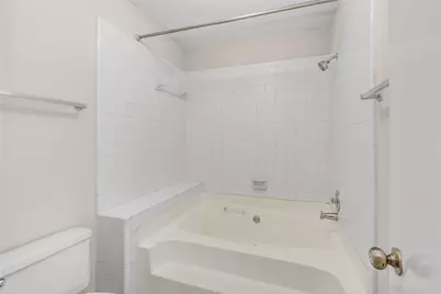 1112 Bering Drive #68, Houston, TX 77057 - Photo 27