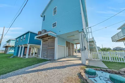 128 Mar Vista Court, Surfside Beach, TX 77541 - Photo 35