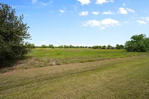1945 Settler's Way Dr, Sealy, TX 77474 - Photo 23