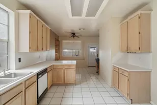 1351 Coleman Boylan Dr, League City, TX 77573 - Photo 13