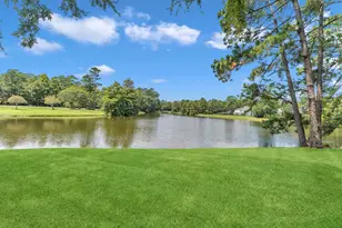 1 E Wedgewood Glen, The Woodlands, TX 77381 - Photo 5