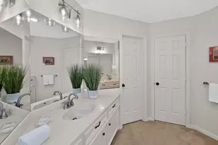 2702 Briar Knoll Ct, Sugar Land, TX 77479 - Photo 41