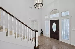 2702 Briar Knoll Ct, Sugar Land, TX 77479 - Photo 3