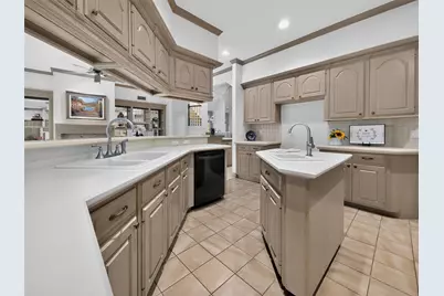 2702 Briar Knoll Court, Sugar Land, TX 77479 - Photo 23