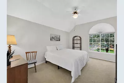2702 Briar Knoll Court, Sugar Land, TX 77479 - Photo 47