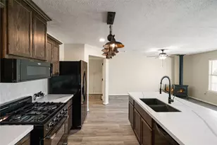 4917 Louise St, Seabrook, TX 77586 - Photo 13